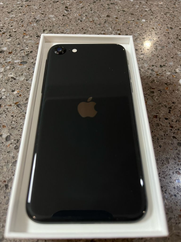 아이폰 SE2 블랙 64GB 풀구성 판매합니다 이미지