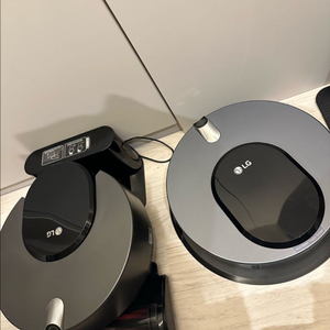 lg 코드제로 R9 M9 로봇청소기 물걸레 청소기 일괄판매 이미지