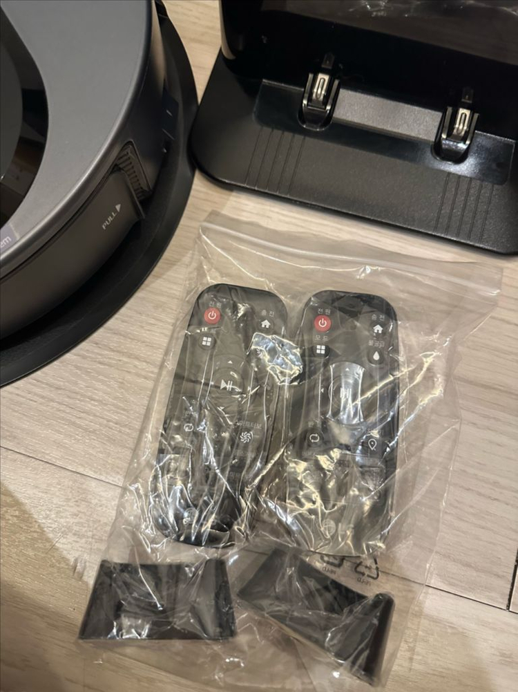 lg 코드제로 R9 M9 로봇청소기 물걸레 청소기 일괄판매 이미지