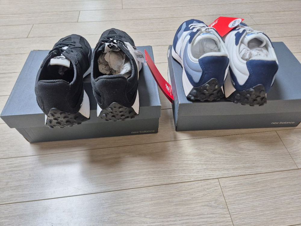쿨거래시 6만 택포! 미착용 새제품 정품 뉴발란스 327 편한 운동화 남아여아 공용 4계절 운동화 220 이미지