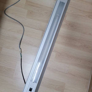 주방 씽크대 상부조명 이미지