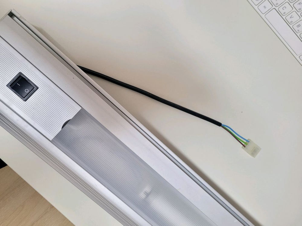 주방 씽크대 상부조명 이미지