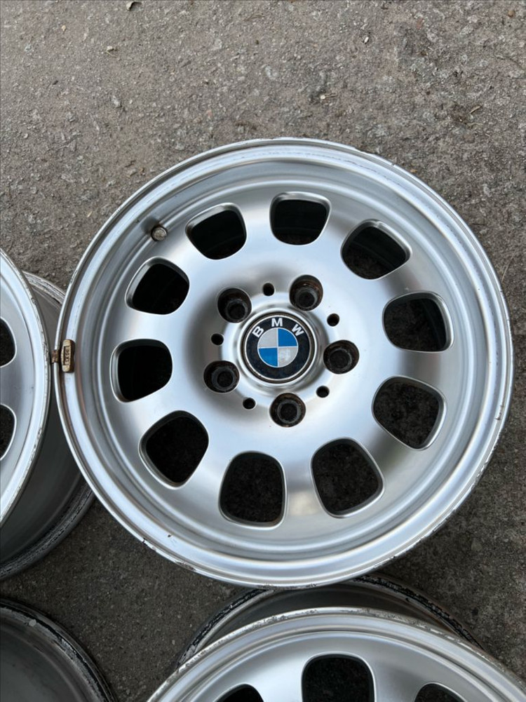 BMW e36 15인치 순정 단조휠 1대분 이미지