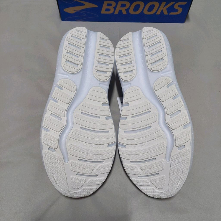 브룩스 여성 러닝화 작은사이즈 220, 225 균일가 판매 운동화 작은신발 작은발 이미지