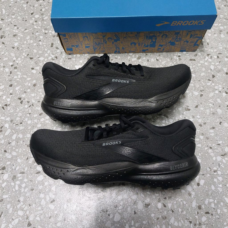 브룩스 여성 러닝화 작은사이즈 220, 225 균일가 판매 운동화 작은신발 작은발 이미지