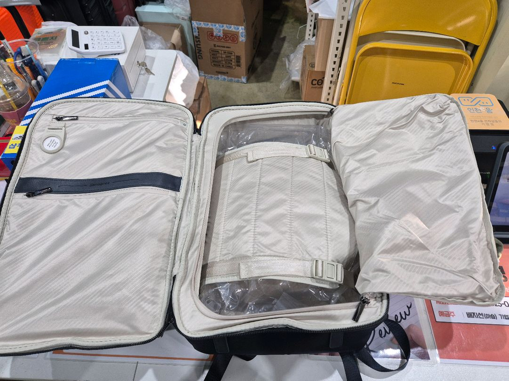 샘소나이트 SILHOUETTE 백팩 네이비 (새상품) 이미지