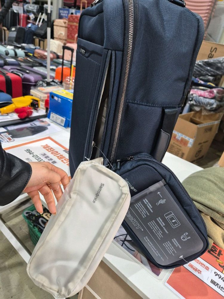 샘소나이트 SILHOUETTE 백팩 네이비 (새상품) 이미지