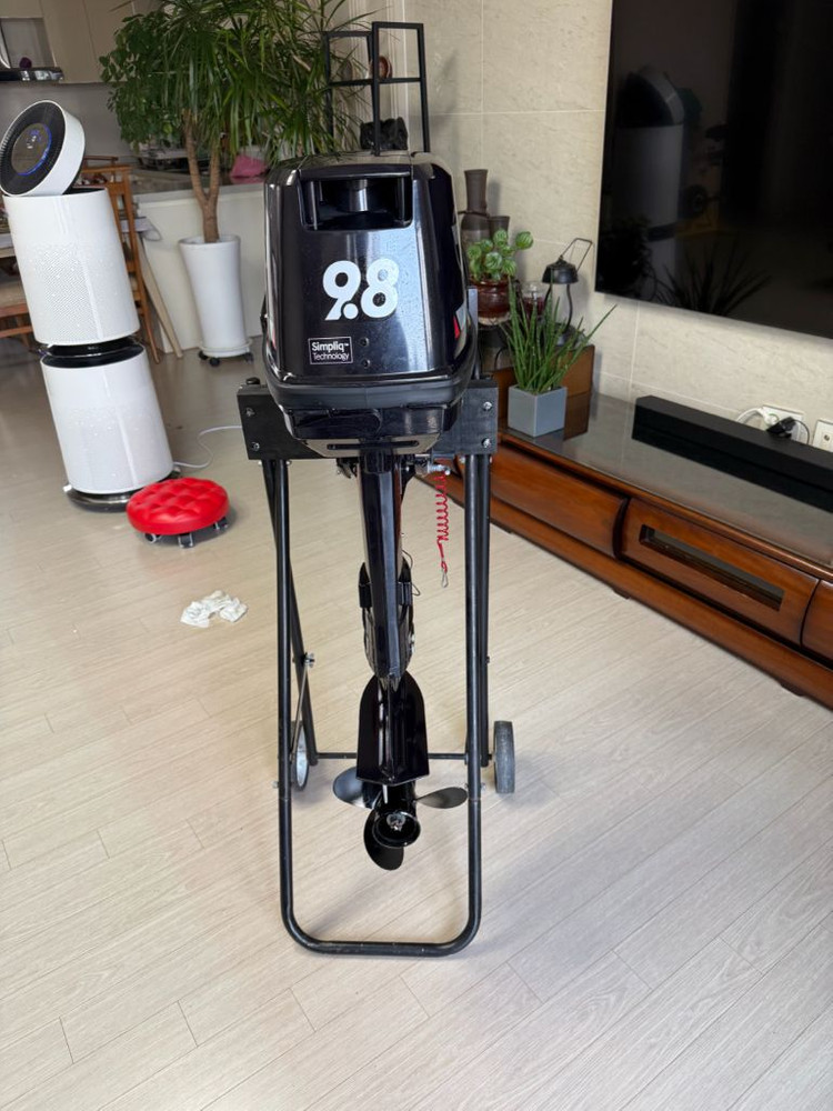 9.8마력 선외기 이미지