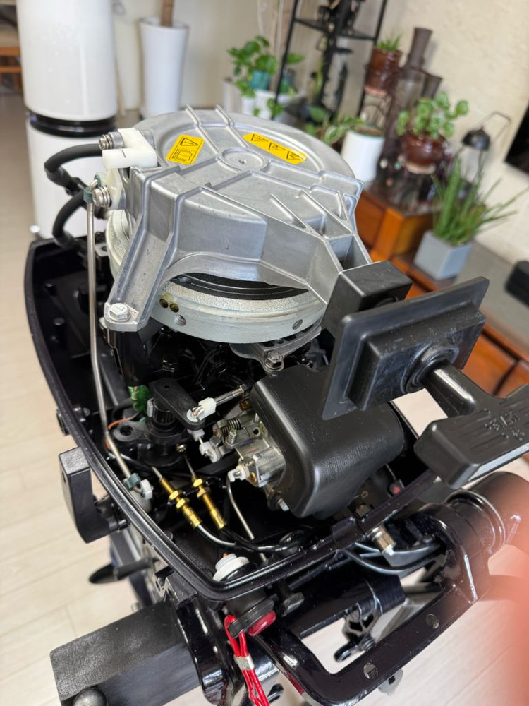 9.8마력 선외기 이미지