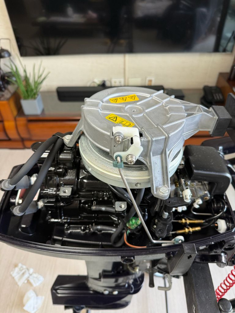 9.8마력 선외기 이미지