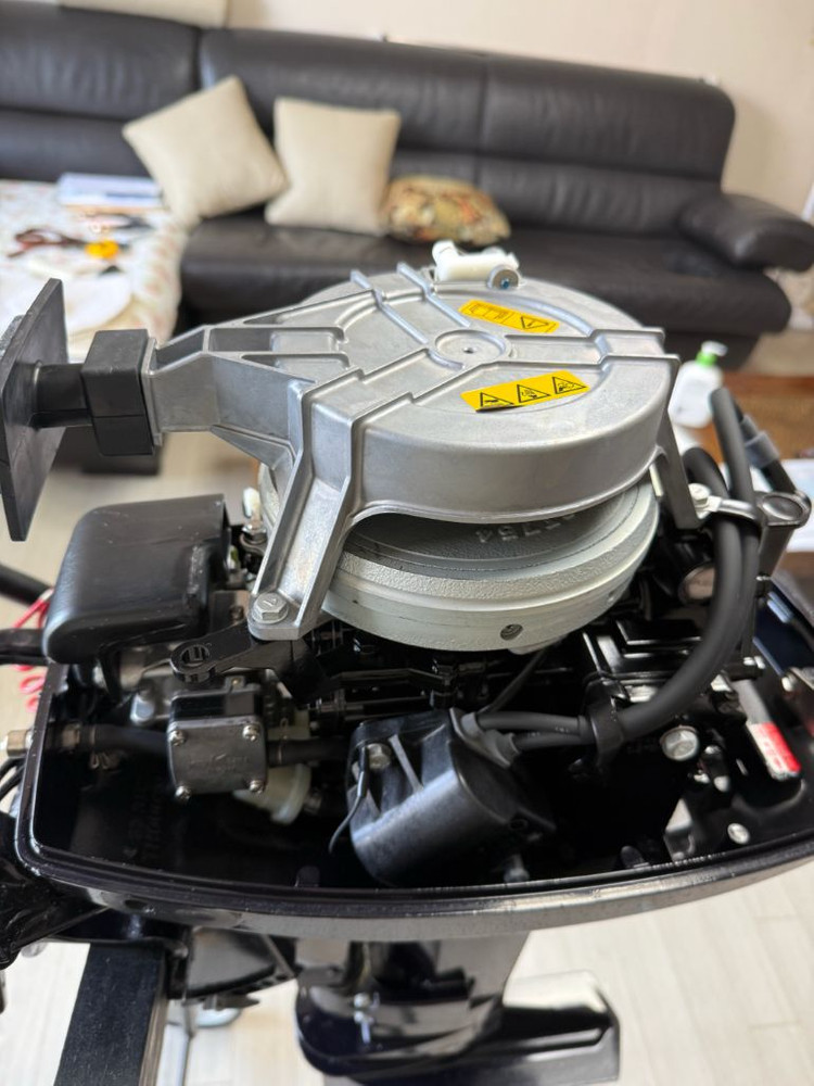 9.8마력 선외기 이미지