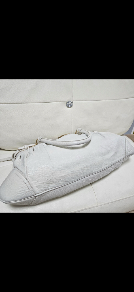 정품 페라가모 숄더백 이미지