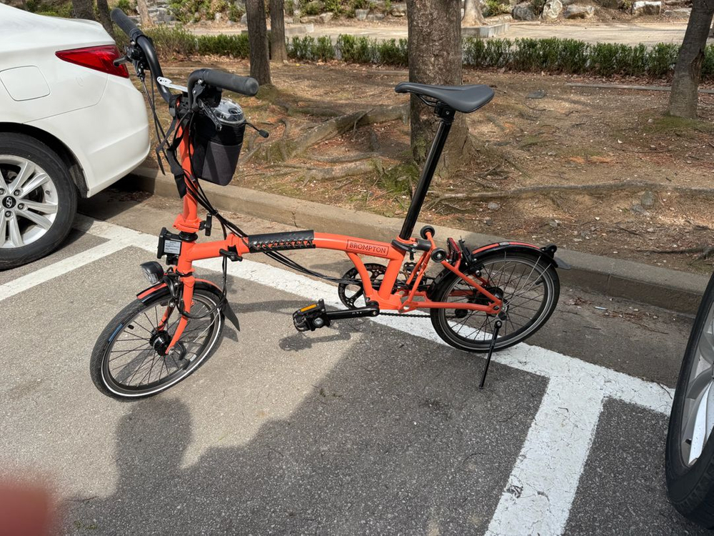 브롬톤 23년식 m6r 허브다이나모 이미지