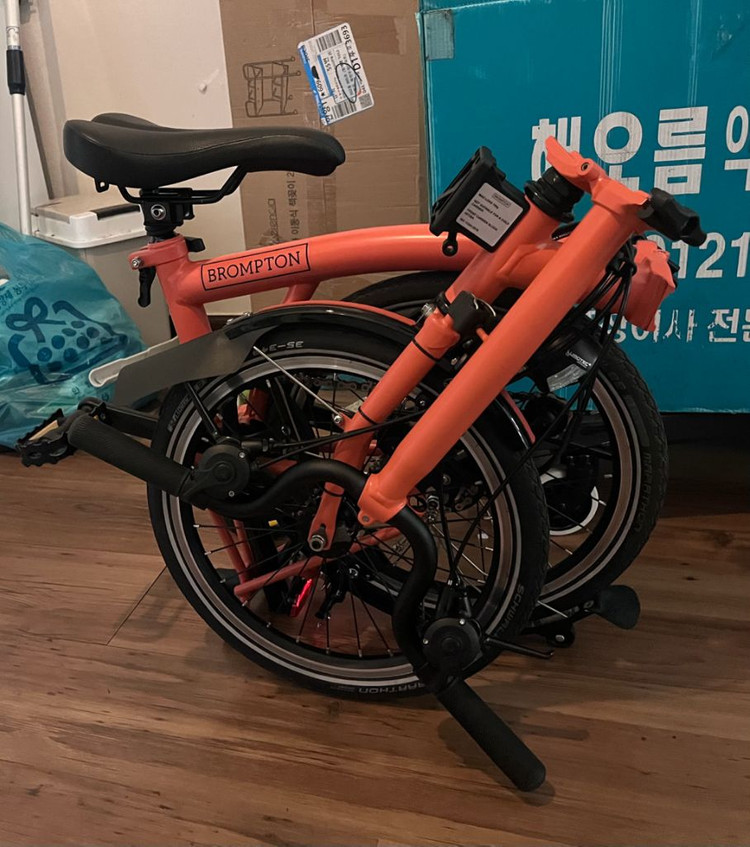 브롬톤 23년식 m6r 허브다이나모 이미지