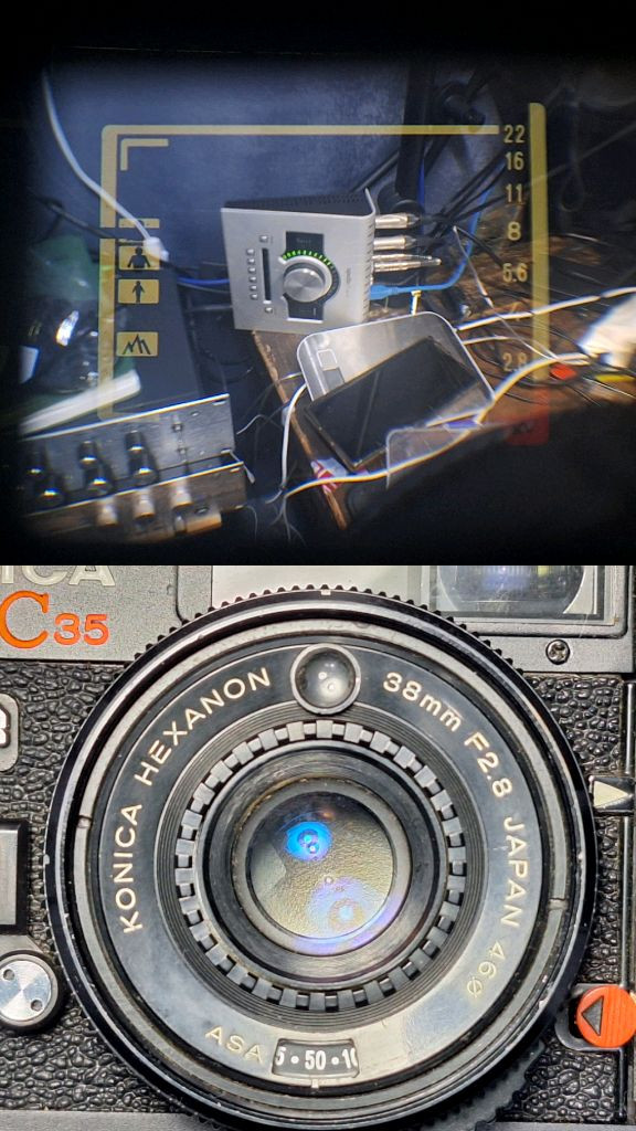 코니카 C35 EF 필름카메라 빈티지 레트로 로모 앤틱 감성 필카 일본 이미지