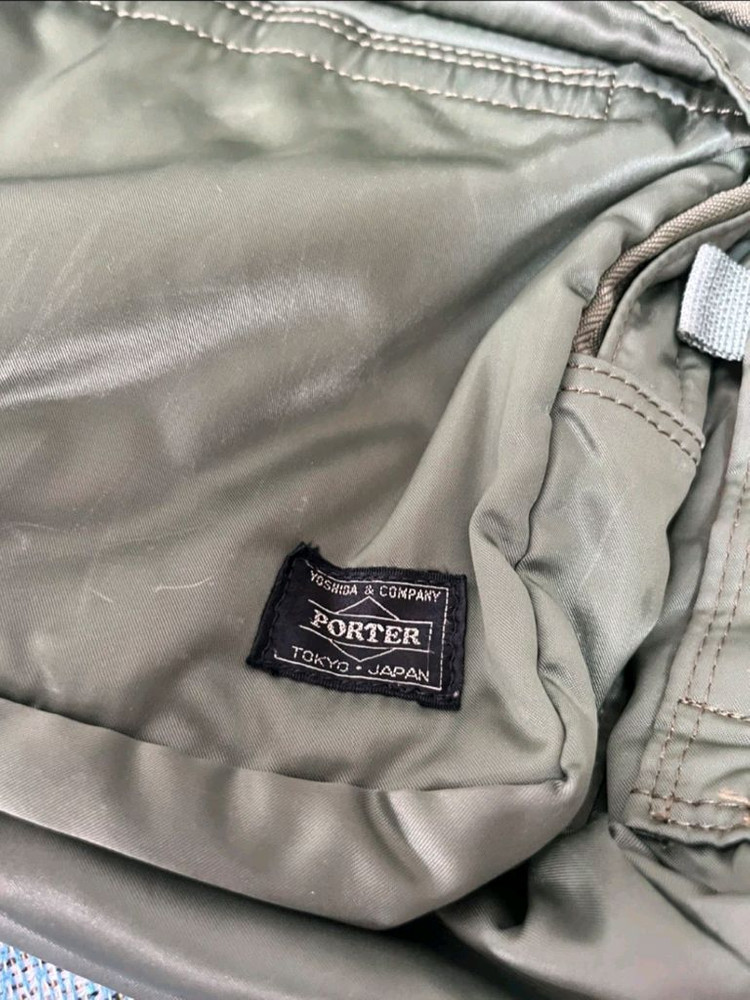 요시다포터 탱커 데이팩 세이지 그린 이미지