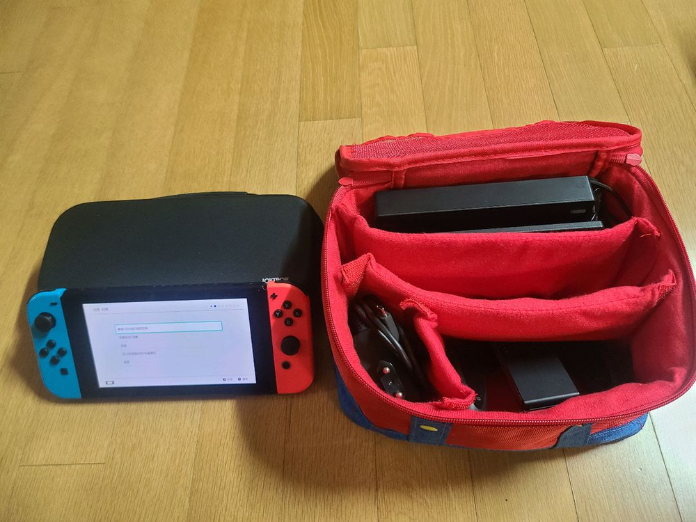 닌텐도 스위치 구형 풀세트+파우치 이미지
