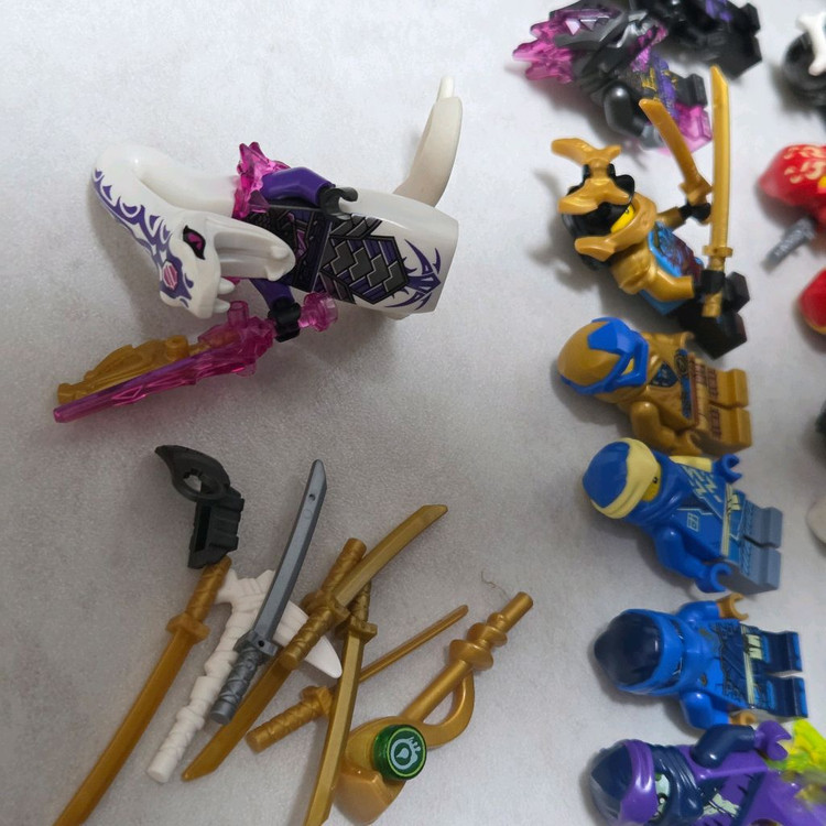 레고 닌자고 파이토 등 피규어입니다 이미지