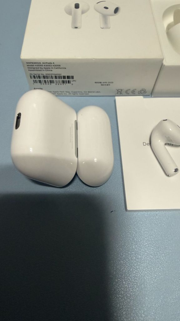 에어팟4세대 유닛,본체 각개 (노캔x )개당가격입니다 본체ㅡ판매붕 유닛 왼쪽ㅡ판매중 유닛 오른쪽 ㅡ판매중모는기능 정 이미지