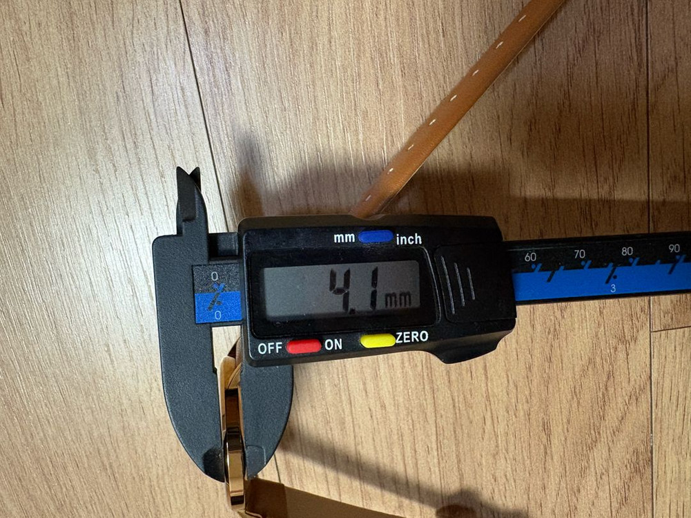 다니엘 웰링턴 Classic Petite 여성 시계 -새 라이트 브라운 스트랩 이미지