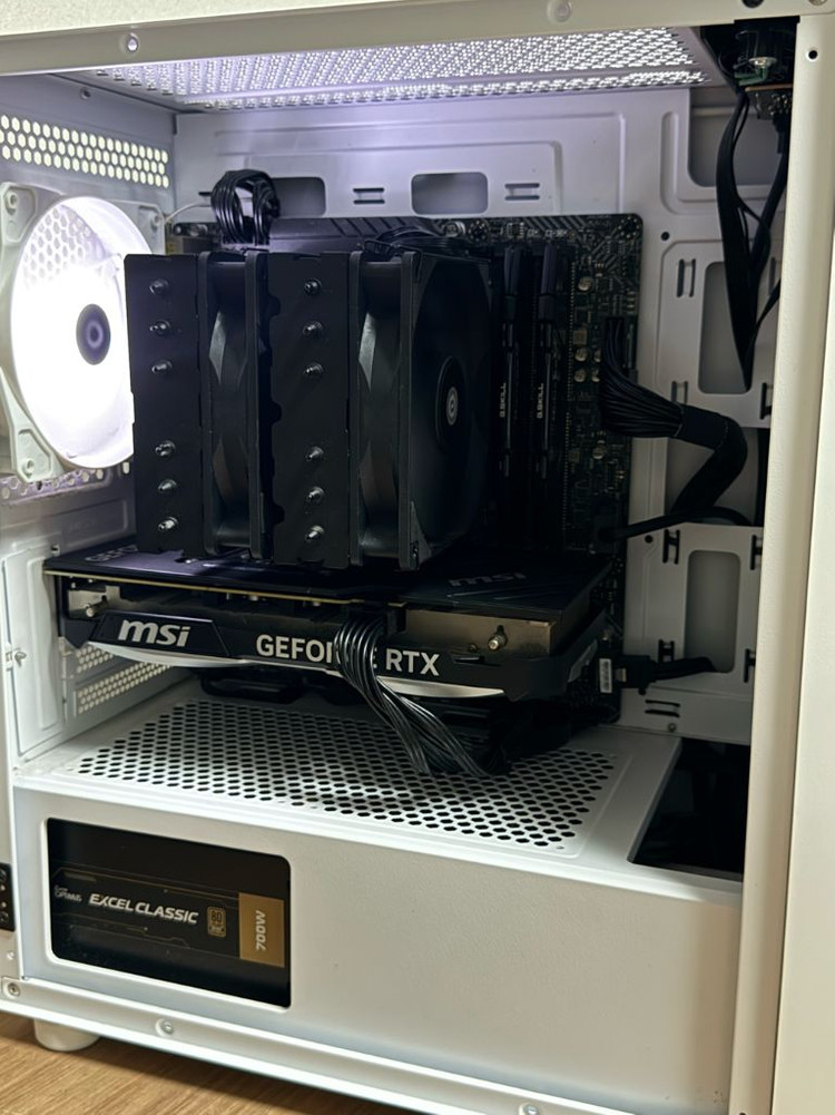 I5-14600KF / RTX4070 작업용 게이밍 컴퓨터 pc 이미지