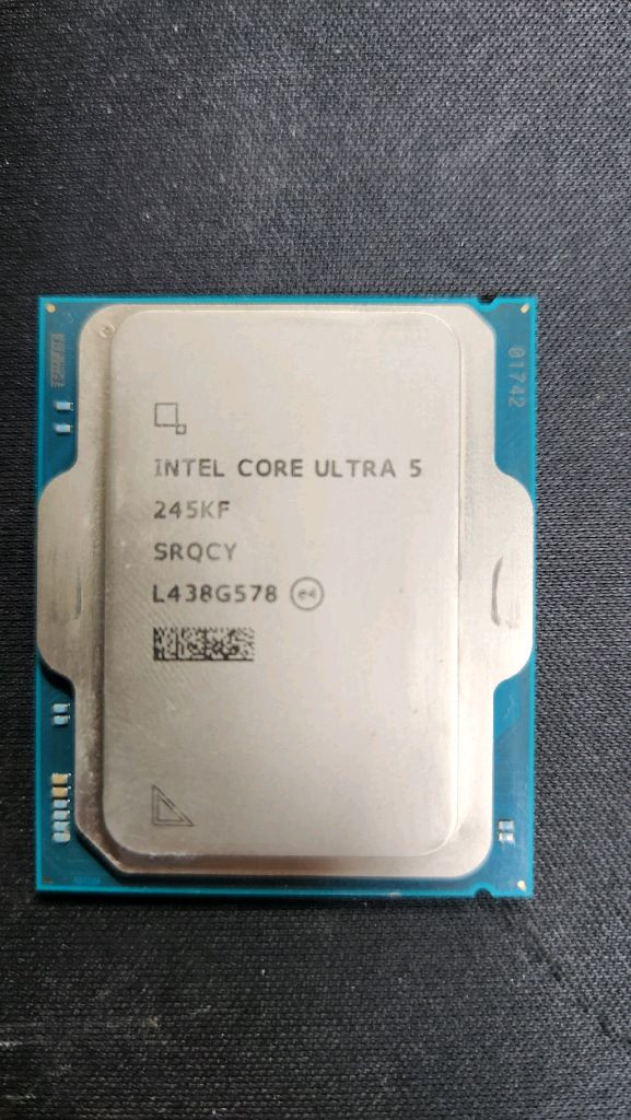 인텔 245kf 정품 CPU 팝니다. 이미지