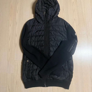 몽클레어 트리콧 후드 니트패딩 이미지