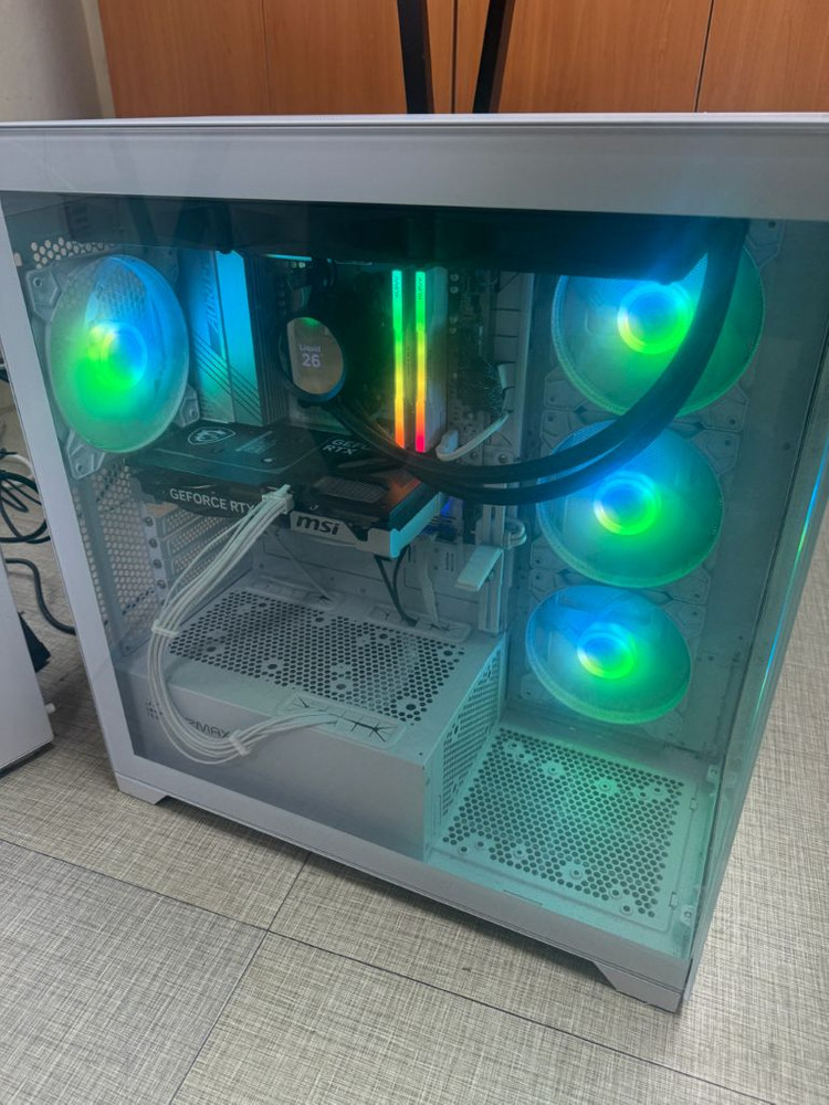 초고사양 컴퓨터 5060Ti 이미지