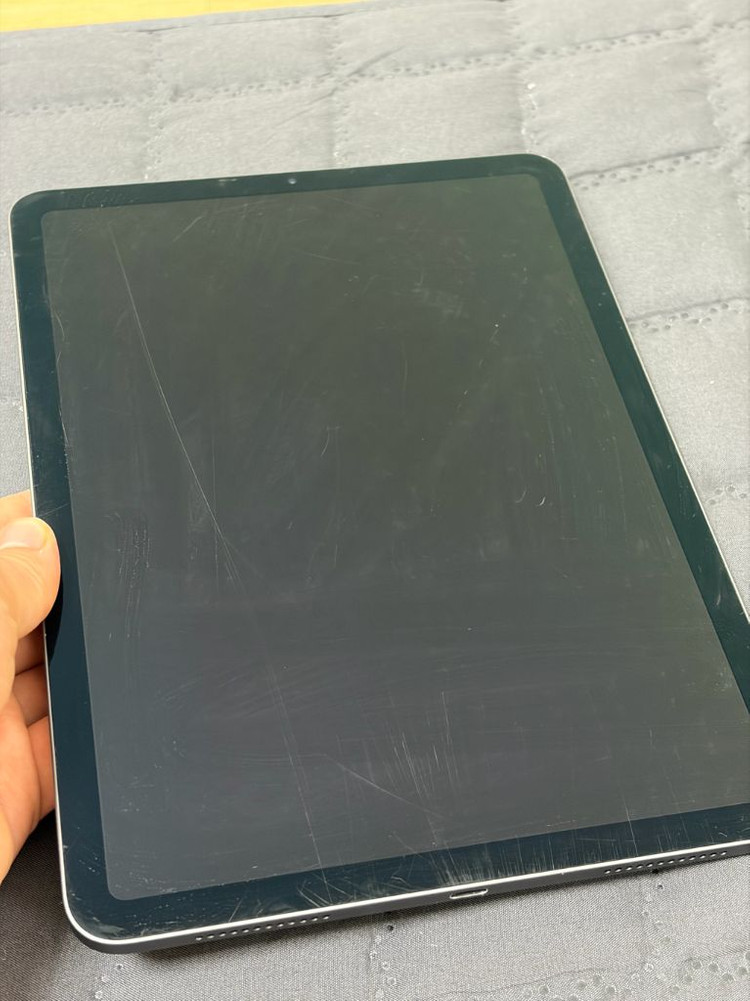 아이패드 에어4 256GB 와이파이 스그 94% + 스탠딩 케이스 파우치 등 32만 이미지