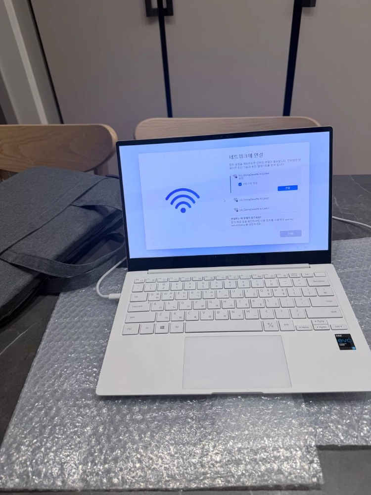 삼성 갤럭시북 프로 i5 초경량 870g - 안심되는 중고거래