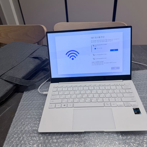 삼성 갤럭시북 프로 i5 초경량 870g 이미지