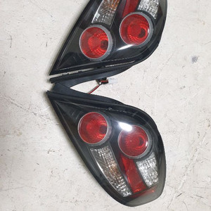 투스카니 후미등 판매 이미지