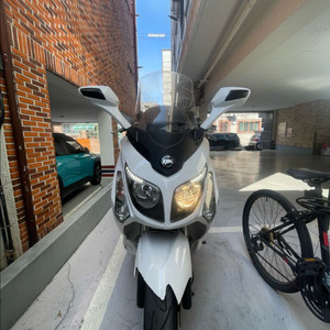 보이져125 이미지