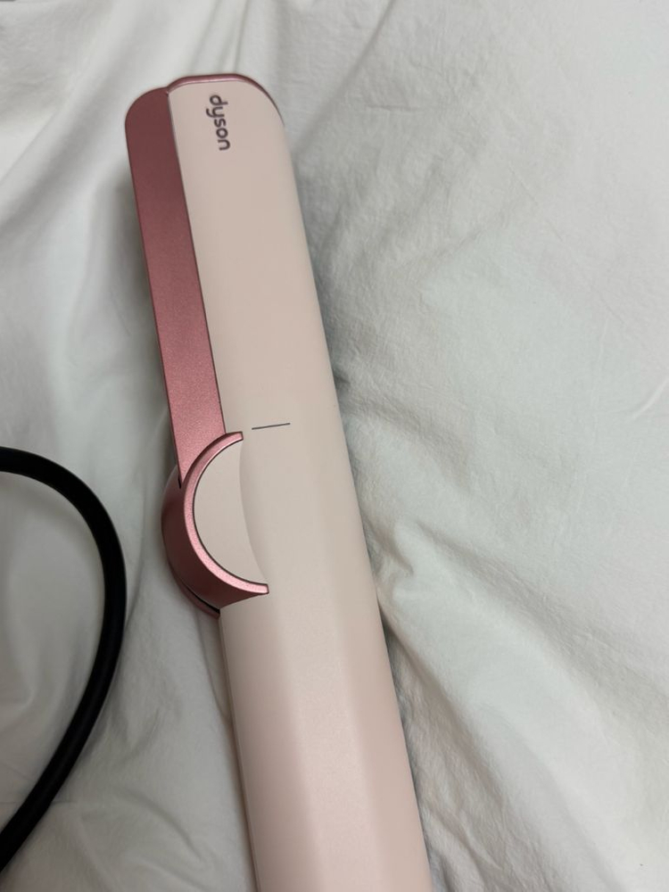 다이슨 에어스트레이트너 이미지