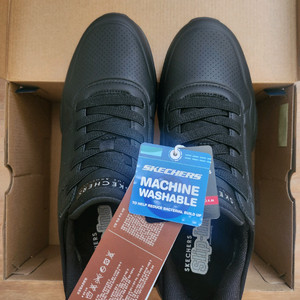 스케쳐스 Slip-ins 올블랙 새 운동화 팝니다(280) 이미지