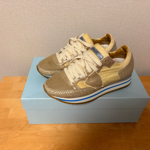 필립모델 스니커즈 골드 이미지