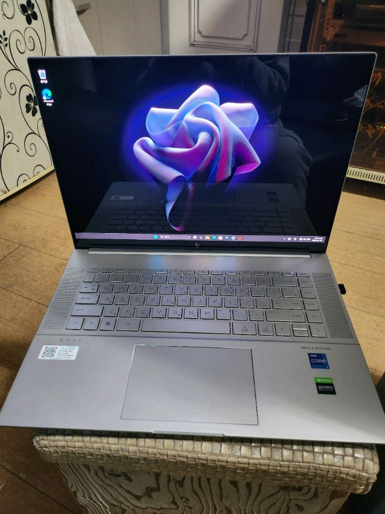 HP 엔비 노트북 1Tb 64gb rtx3060 이미지
