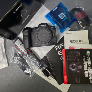 캐논eos r5 캐논r5 천컷대 신동급바디처분해요~ 상태좋습니다 이미지