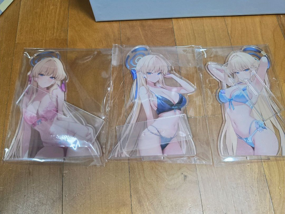 블루아카이브 토키 아크릴스탠드 팝니다 (3월까지만 할인) 이미지