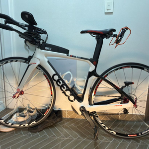 시포 배놈 로드 자전거 ceepo venom 이미지