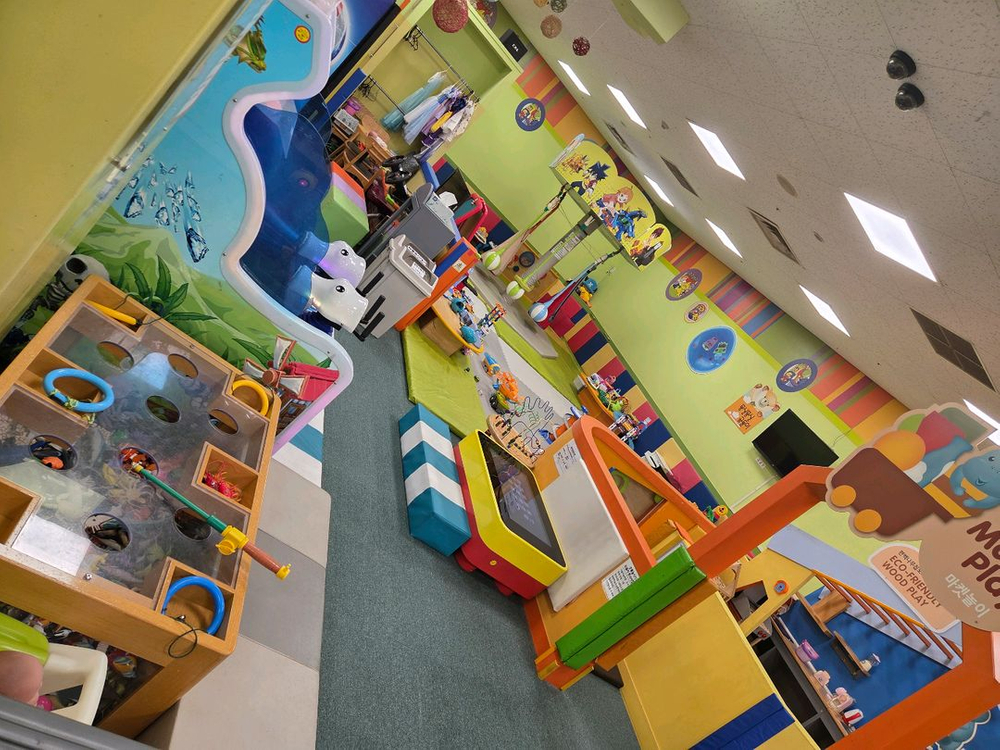 캠핑장 식당 펜션 키즈카페 무인키즈카페용키즈카페 폐업 으로팝니다 이미지