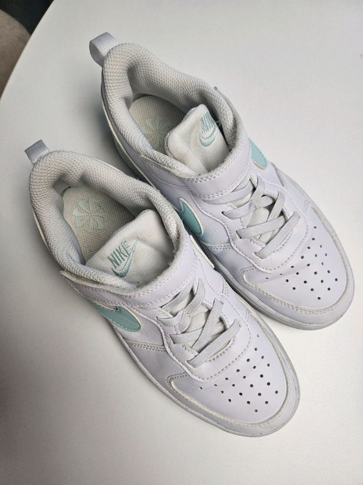 200사이즈 (나이키키즈운동화 + 바비라이팅구두) 이미지