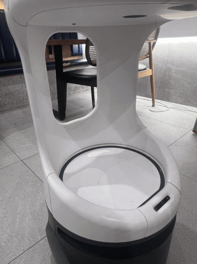 kt 서빙로봇 (부산) 이미지
