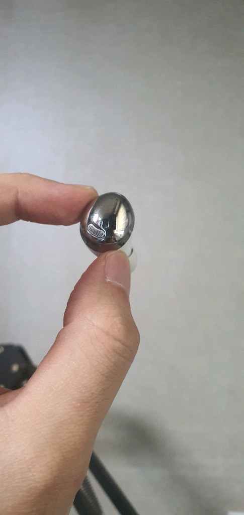 버즈 프로 실버 왼쪽,오른쪽 유닛 판매합니다 이미지