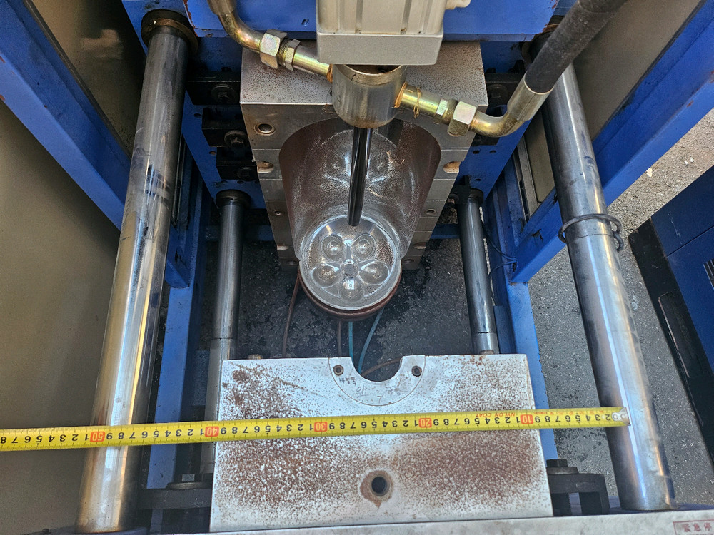 블로우 몰딩장비 팝니다. 이미지