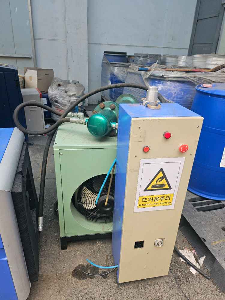 블로우 몰딩장비 팝니다. 이미지