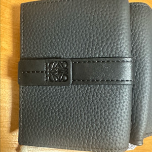 남성 반지갑 이미지