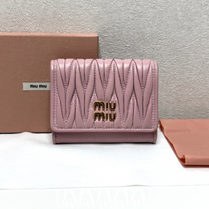 (정품/A+)미우미우 마테라쎄 카드지갑 핑크 이미지