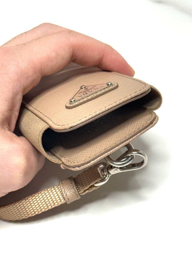 (정품/A)프라다 사피아노 밴딩 폰케이스 크로스백 이미지