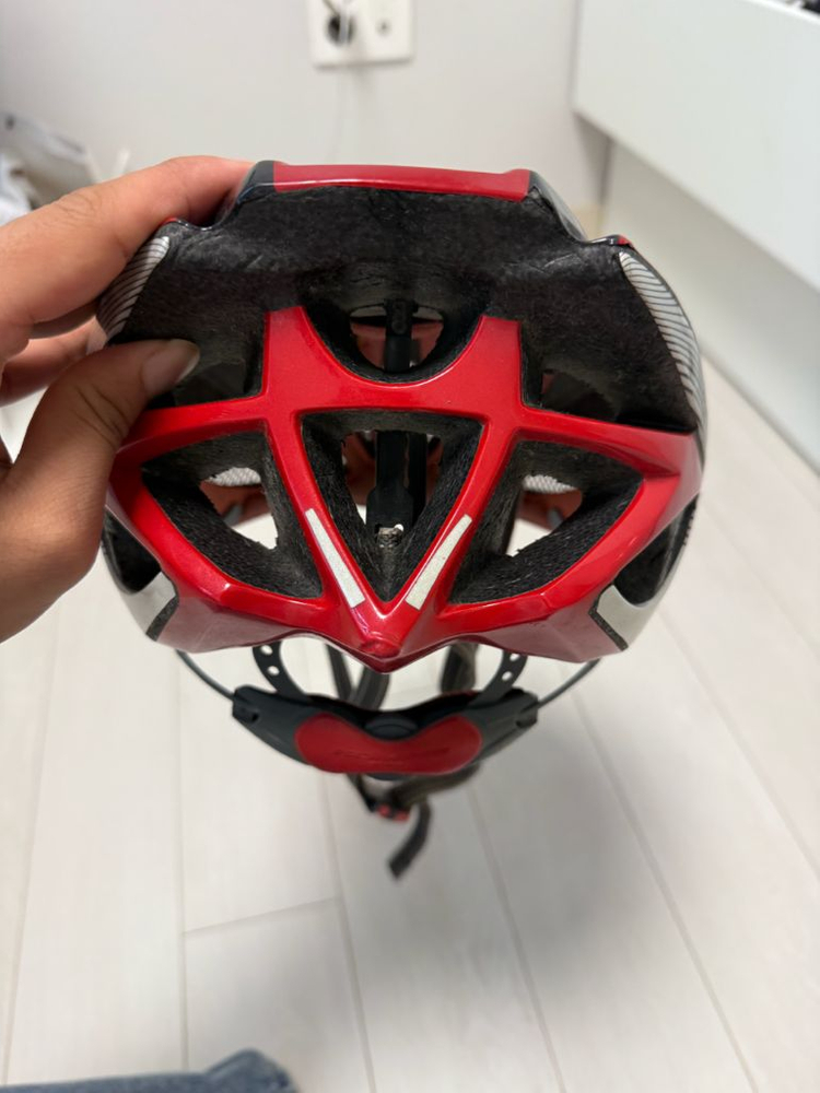 코미네 자전거 헬멧 이미지